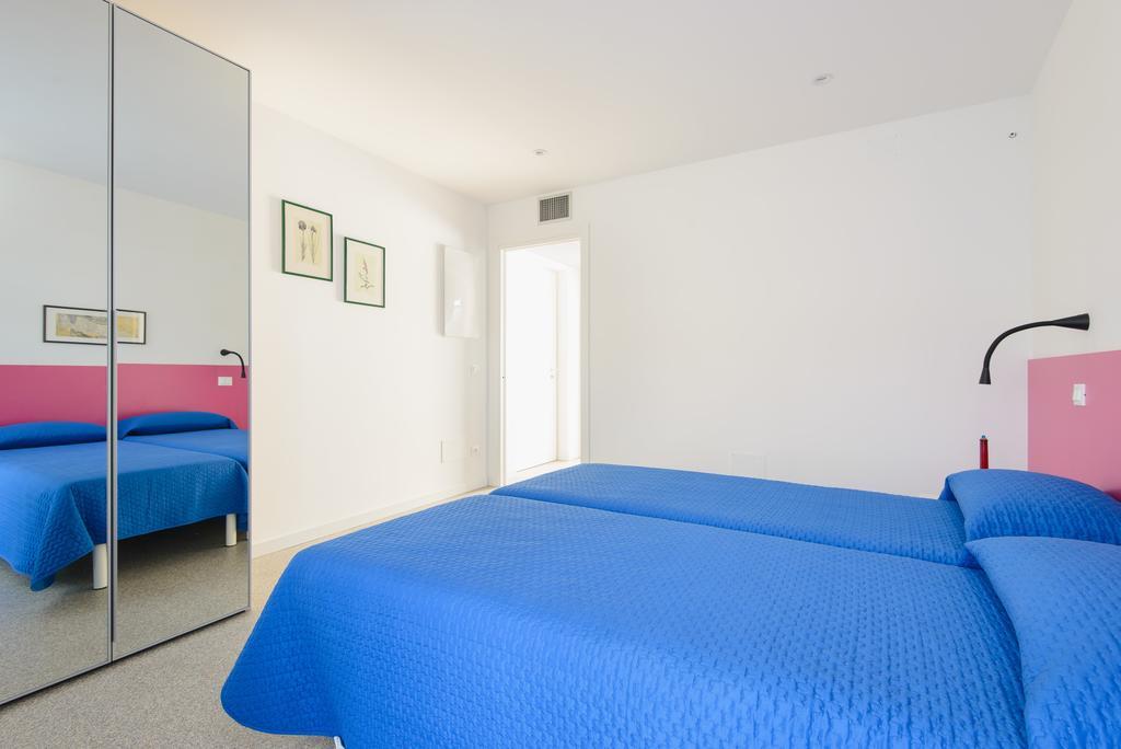 Residenza Edda Apartment Линяно Сабиадоро Стая снимка