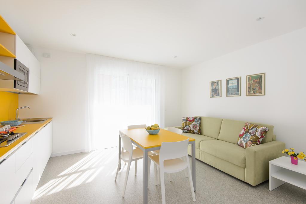 Residenza Edda Apartment Линяно Сабиадоро Стая снимка