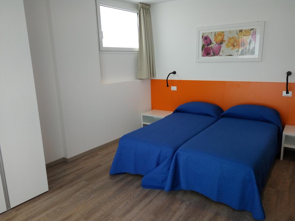 Residenza Edda Apartment Линяно Сабиадоро Екстериор снимка